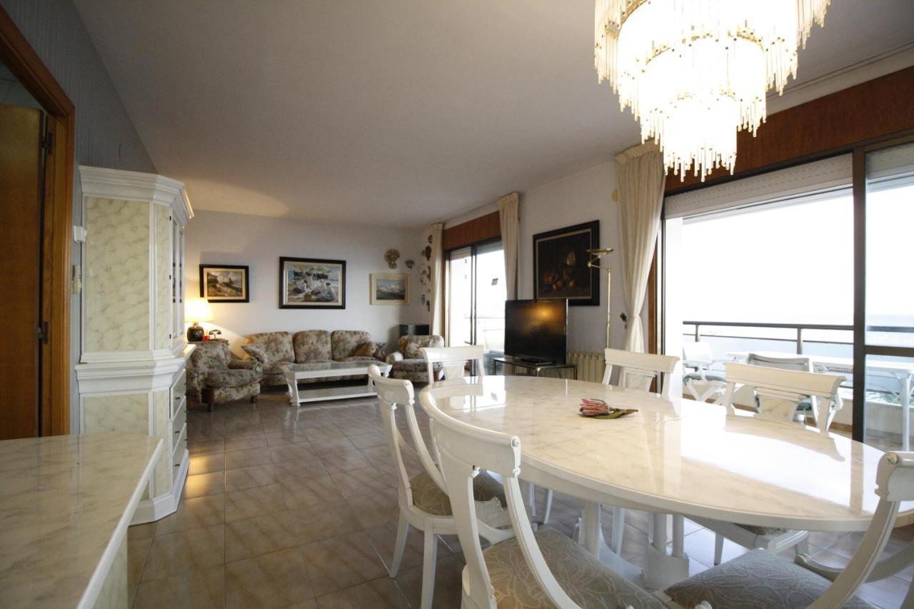 Appartement Apartamento Para 8 Sobre El Mar à Salou Extérieur photo